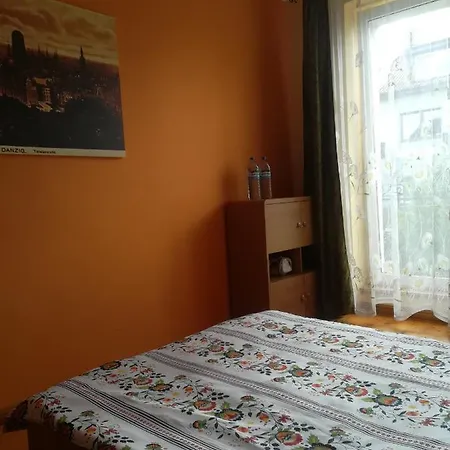 Poziomka * 格丁尼亚